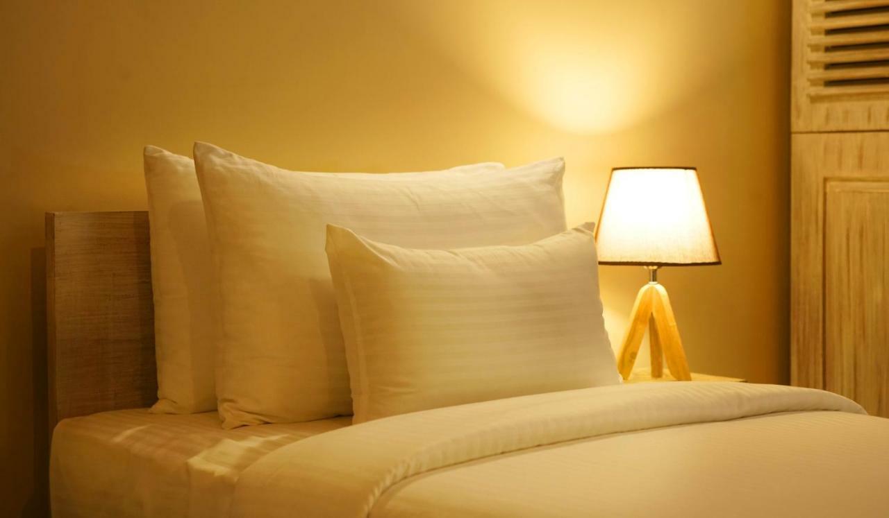 Olinia Airport Hotel Katunayaka Ngoại thất bức ảnh