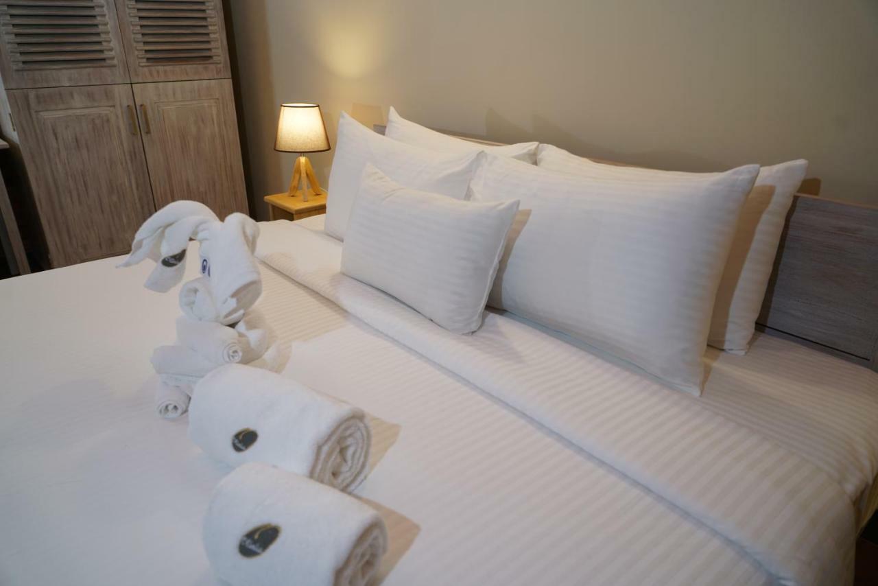 Olinia Airport Hotel Katunayaka Ngoại thất bức ảnh
