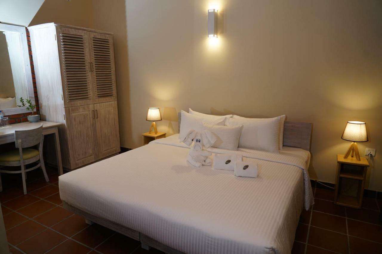 Olinia Airport Hotel Katunayaka Ngoại thất bức ảnh